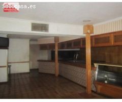 Edificio con local comercial. 421 m2 construidos.Villena
