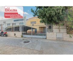 Nave industrial distribuida en 3 plantas