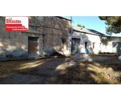 SUELO URBANO INDUSTRIAL - COMERCIAL EN CASTALLA