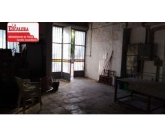SUELO URBANO INDUSTRIAL - COMERCIAL EN CASTALLA