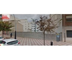 SOLAR EN AV. DE ONIL DE CASTALLA PARA BLOQUE DE PISOS