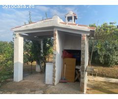 Se vende casa de campo en Vilamarxant.