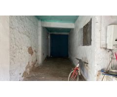 SE VENDE CASA DE PUEBLO