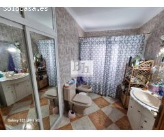 SE VENDE ESPECTACULAR CHALET EN SANTA AMALIA - CAÑADA DEL MAESTRO
