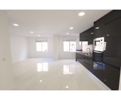 Apartamento reformado con vistas al mar