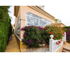 Chalet Independiente en Las Filipinas