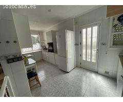 CASA DE 3 DORMITORIOS EN SAN LUIS CON PISCINA PRIVADA