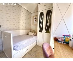 Exclusivo piso de 2 dormitorios con terraza, patio privado y piscina comunitaria.