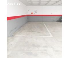 PARKING MUY AMPLIO EN PUERTAS COLORADAS