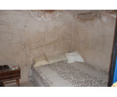 Se vende casa-cueva en Monovar con 2000 metros de terreno!!!