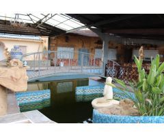 Te ofrecemos este fantástico chalet entre Crevillente y Albatera (el Campillo) que lo tiene todo....