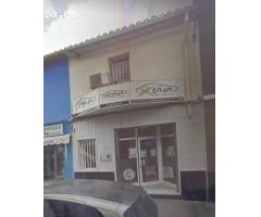 Local oficinas recién reformado