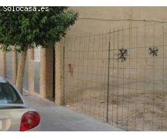 SOLAR URBANO EN PETREL, 108 METROS CUADRADOS  (6 DE FACHADA Y 18 DE FONDO)