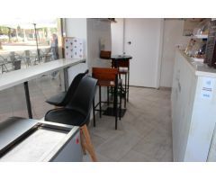 Se traspasa heladería-cafetería con terraza con clientela demostrable!!!