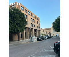 Se alquilan habitaciones de piso recién reformado junto Ceu Reyes Católicos!!!!!