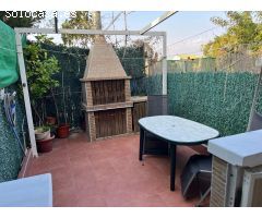 Se vende adosado de 3 habitaciones y 2 baños con 2 terrazas seminuevo!!!!