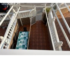 Se vende adosado de 3 habitaciones y 2 baños con 2 terrazas seminuevo!!!!