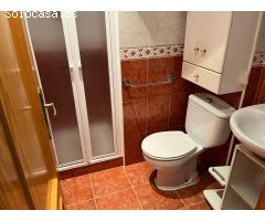 Se vende adosado de 3 habitaciones y 2 baños con 2 terrazas seminuevo!!!!