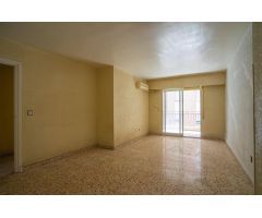 PISO DE 100M2 A REFORMAR CON ACSENSOR