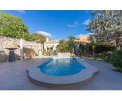 ESPECTACULAR CHALET EN MORATALLA