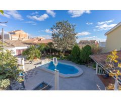 ESPECTACULAR CHALET EN MORATALLA