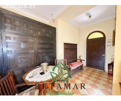 PISO SEÑORIAL DE 240 METROS EN UNA SOLA PLANTA  CON PATIO Y POZO PRIVADO