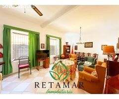 PISO SEÑORIAL DE 240 METROS EN UNA SOLA PLANTA  CON PATIO Y POZO PRIVADO