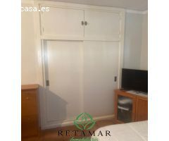 Se vende piso en la exclusiva Urbanización Privada Puerto Alto.