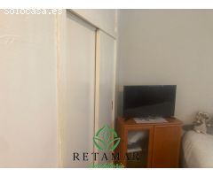 Se vende piso en la exclusiva Urbanización Privada Puerto Alto.