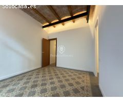 Bonito piso a la venta en la calle Sardenya