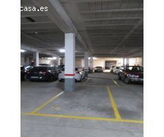 LOTE DE 3 PLAZAS DE PARKING EN LA CALLE LLULL.