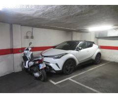 PLAZA DE PARKING EN VENTA EN LA AVENIDA PARALELO PARA COCHE MEDIANO