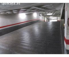 PLAZA DE PARKING EN VENTA EN LA CALLE VILADOMAT PARA COCHE PEQUEÑO