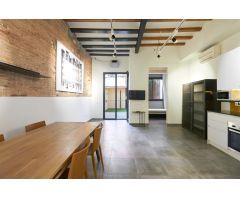 Vivienda de diseño con gran patio privado a 5 min de la playa