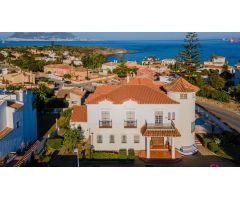 CHALET SEIS HABITACIONES CON VISTAS AL MAR EN ALGECIRAS
