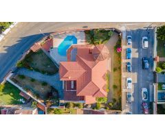 CHALET SEIS HABITACIONES CON VISTAS AL MAR EN ALGECIRAS