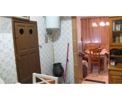 Vivienda adosada en Los Pastores, 4 habitaciones y precio asequible.