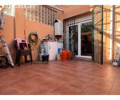 ADOSADO EN CORTIJILLOS