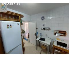 PISO DE CUATRO DORMITORIOS EN SAN JOSE ARTESANO DE ALGECIRAS