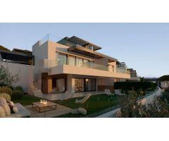 Villa pareada de 3 dormitorios con ubicación excepcional en Estepona desde 714.000€