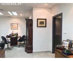 Entresuelo Comercial en Polígono de Carrús