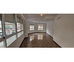 Entresuelo en Venta en Elche de la Sierra, Alicante