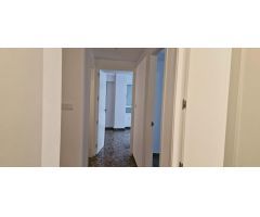 Entresuelo en Venta en Elche de la Sierra, Alicante