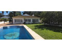¡Descubre esta villa de ensueño en Guadacorte, Los Barrios!