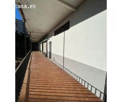 ¡ESTUPENDO LOCAL EN SAN JOSE ARTESANO!
