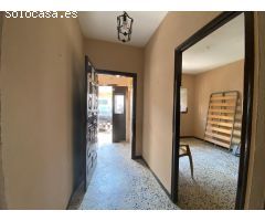 Vivienda en planta baja con garaje privado en Los Barrios
