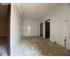 Vivienda en planta baja con garaje privado en Los Barrios