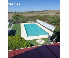 PRECIOS CHALET CON TODO LUJO DE DETALLES EN LA CARLOTA TOTALMENTE URBANO
