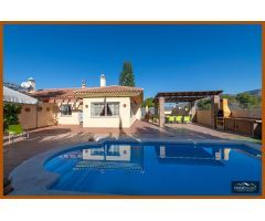 ¡¡¡MAGNÍFICO CHALET INDEPENDIENTE CON PISCINA EN CERRALBA!!!