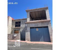 Se vende casa o edificio de dos plantas en estructura en los toscales valle san Lorenzo Arona Teneri